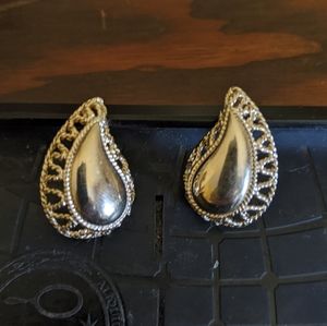 Vintage gold teardrop earrings